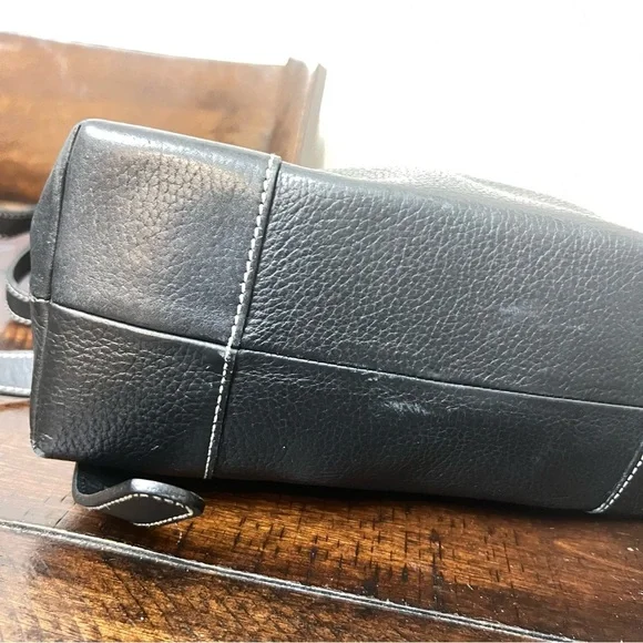 Pristine Condition Dooney and Bourke Pebble Grain Leather Black Backpack - Picture 4 of 13